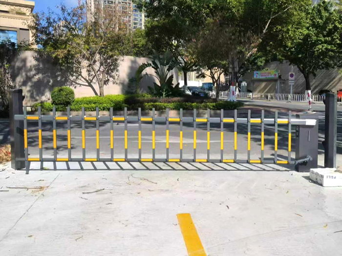 某街道采用 “安快” 車牌識別系統(tǒng)