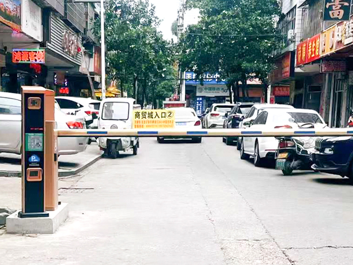 某街道停車管理采用 “安快” 同進(jìn)同出車牌識別系統(tǒng)